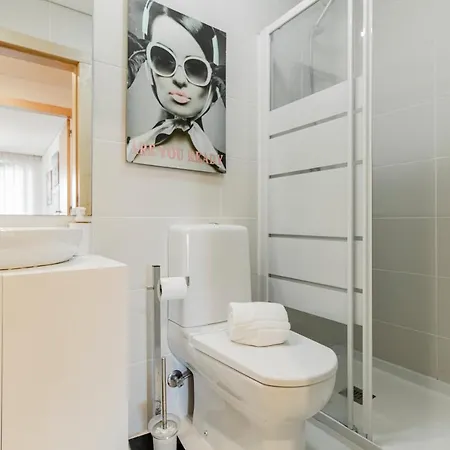 D Joao IV Apartment With Terrace By Lovelystay Porto Exterior photo