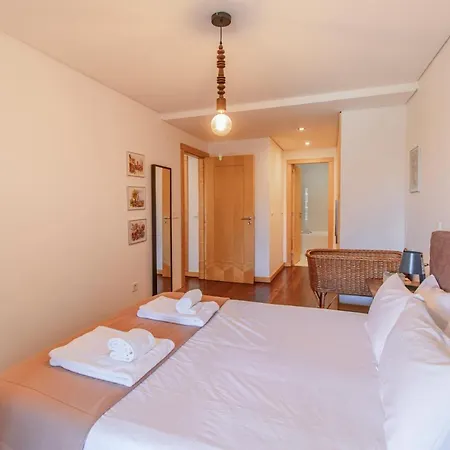 D Joao IV Apartment With Terrace By Lovelystay Porto Exterior photo